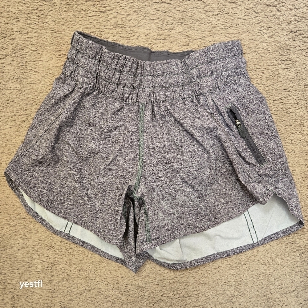 Lululemon Tracker Short IV (4 way stretch 4") size 2 gray black - Picture 3 of 6